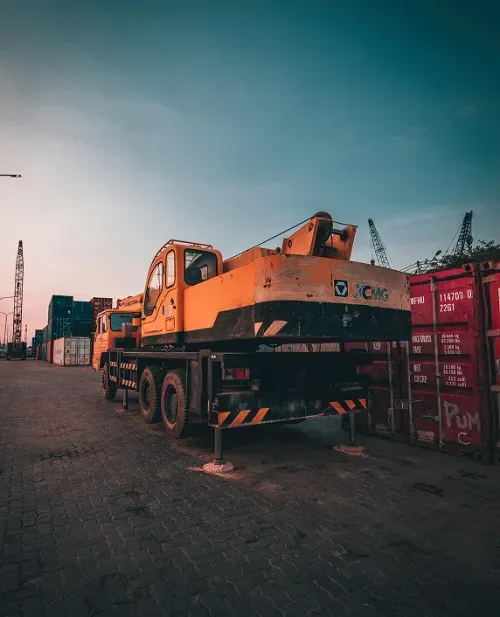 Construction site image one-p-500 - alphageo